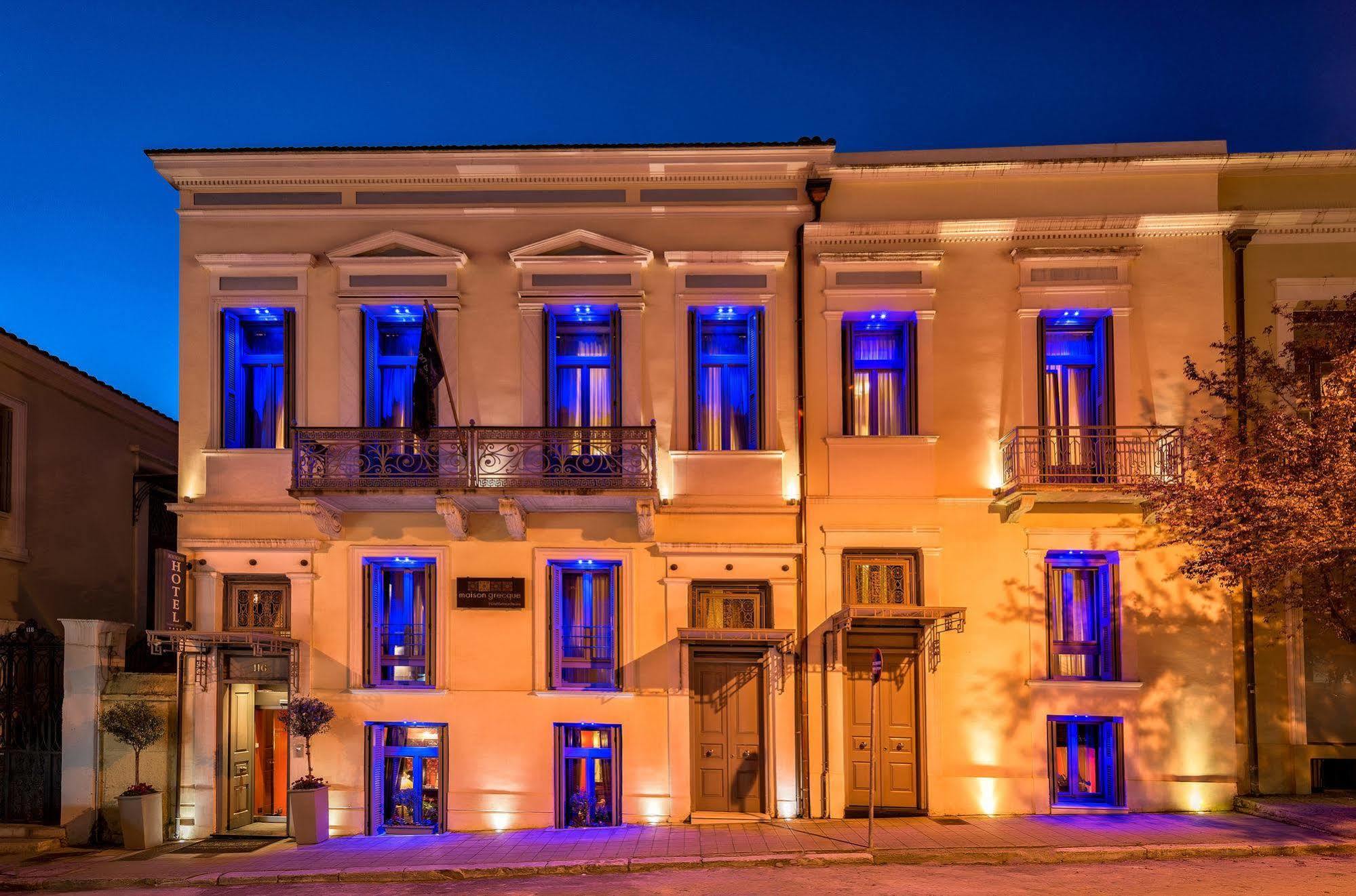 Maison Grecque Hotel Extraordinaire Patras Bagian luar foto